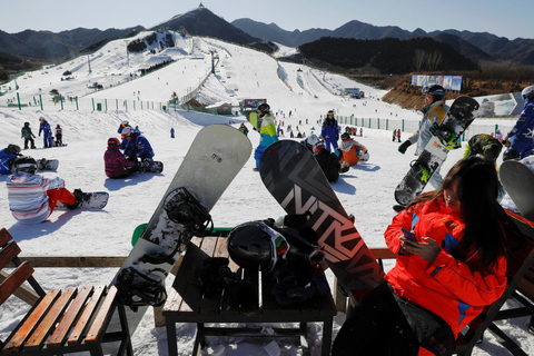 Peking: Dagstur till Mutianyu kinesiska muren och Huaibei skidort