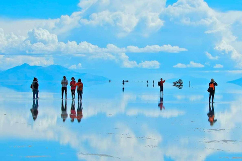 San Pedro de Atacama : excursion de 4 jours dans les salines d&#039;Uyuni