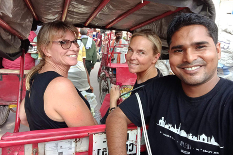 Old Delhi Temples and Spice Market Tour