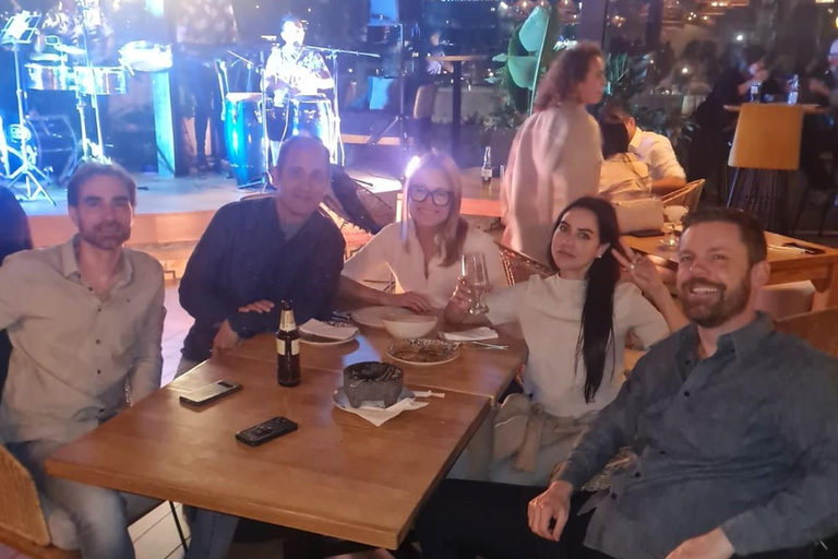 Language exchange with cocktails after work in Bogota! Spanish language exchange in the best vip venues of Bogota!