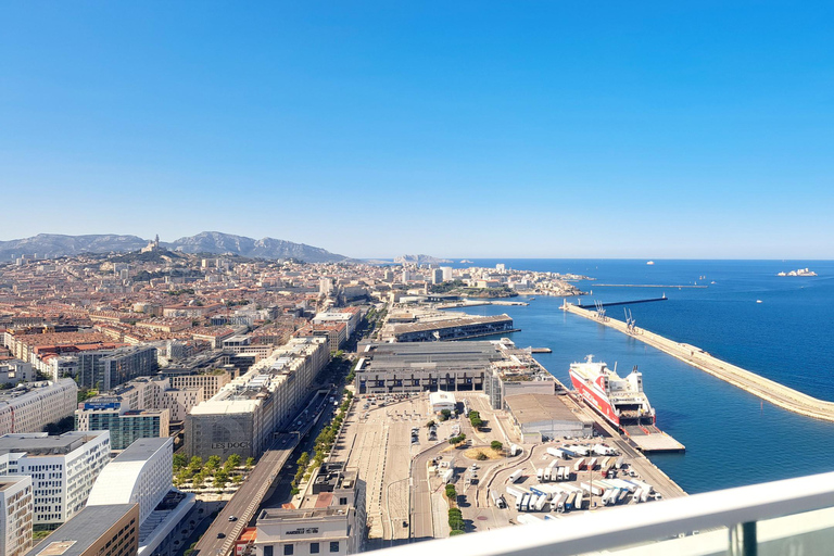 Marseille: Hop-on Hop-off Bus + Sky Center Access Marseille: Hop-on hop-off bus + Access to Sky Center