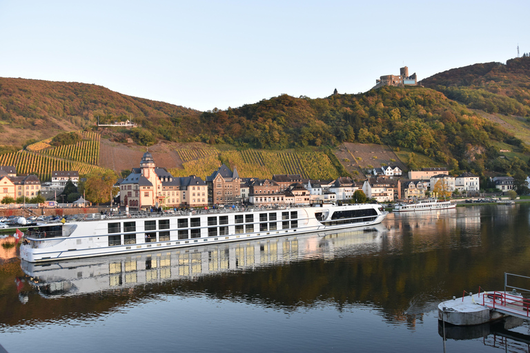 Bernkastel: gita in battello e carrozza da/per Bernkastel-KuesBernkastel: giro in battello e carrozza da/per Bernkastel-Kues