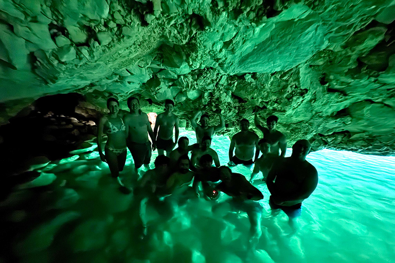 جنوب ألبانيا: جولة مغامرات شاملة لمدة 8 أيام مع مرشد محلي