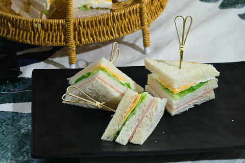 Phuket Luxury Small Group Yacht Tour & Water Toys & Racha