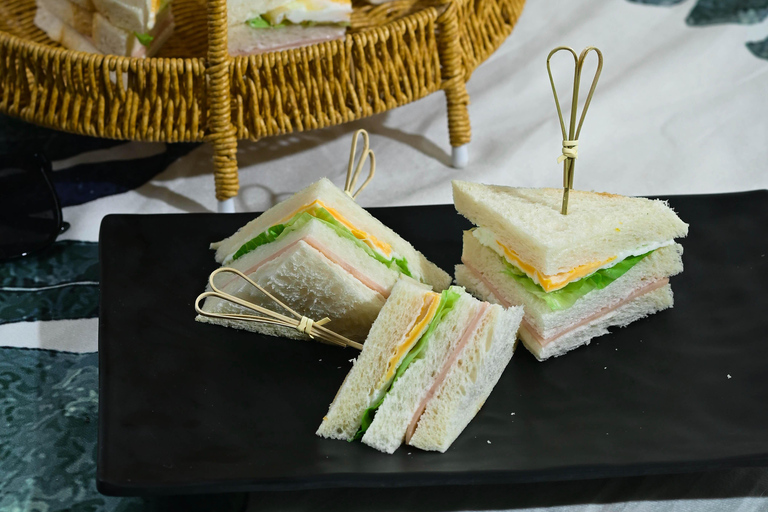 Phuket Luxury Small Group Yacht Tour & Water Toys & Racha