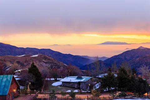 Pôr do sol na Cordilheira dos Andes, meio dia