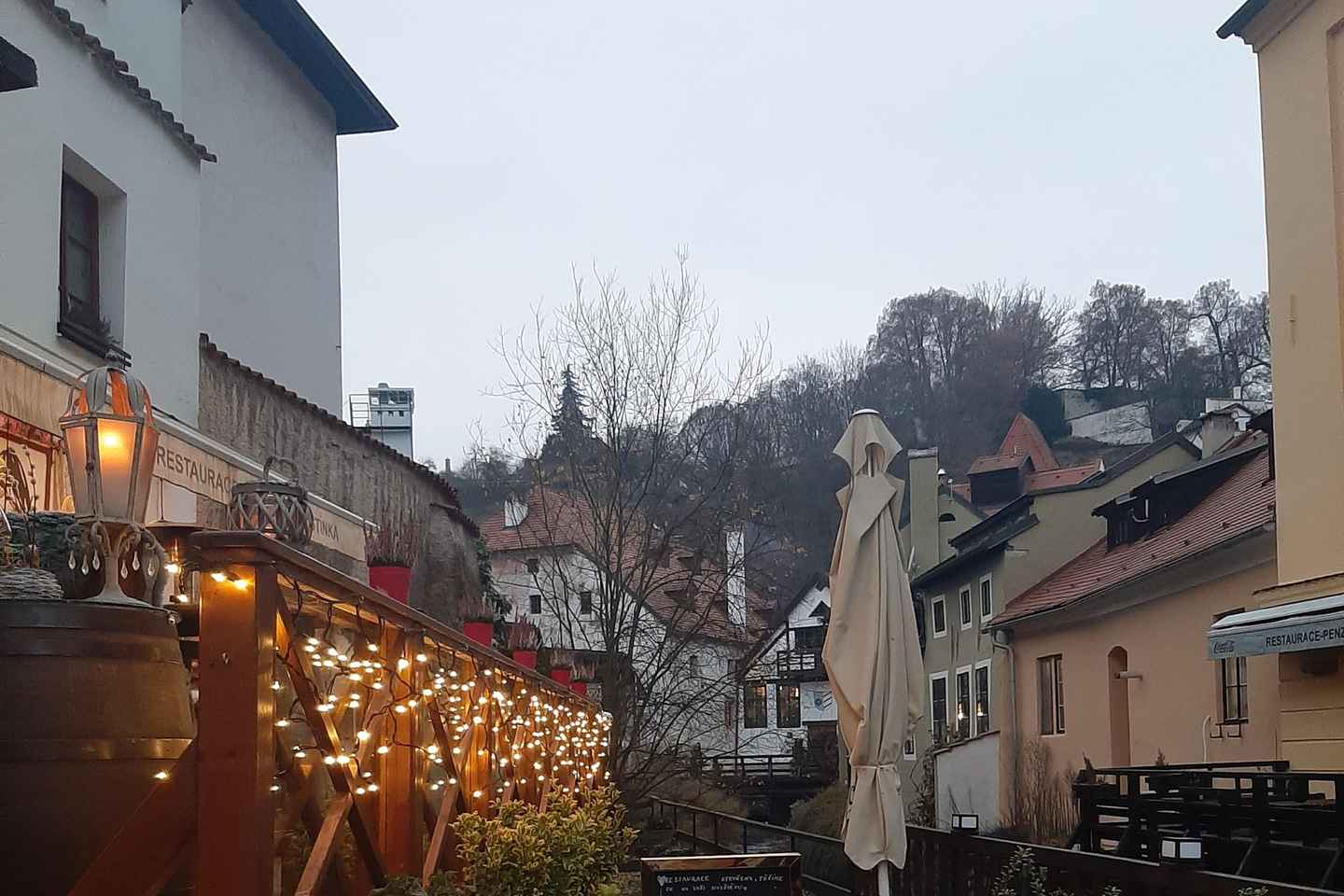 1000 Anni di Storia! Tour Gastronomico Serale a Piedi