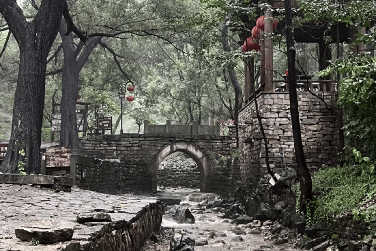 Qingzhou: Jingtang Ancient Village & Huanghuaxi Tour