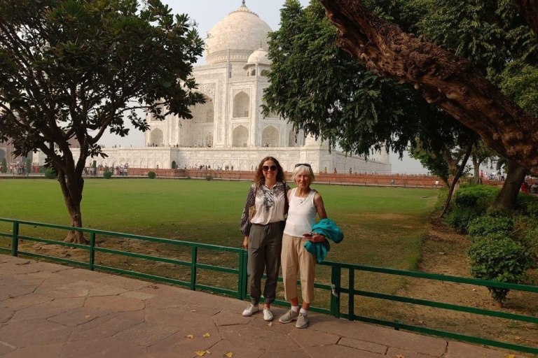 Découvrez le majestueux Taj Mahal et le fort d'Agra : Une excursion d'une journée au départ deVisite sans déjeuner ni droit d'entrée