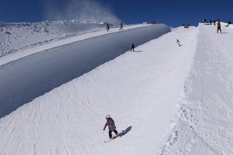 Nagoya: Takasu Snow Park Ski & Snowboard Day Trip Nagoya : Include bus fare & admission to "YUKINOS"