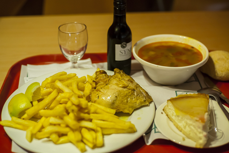 Tot Montserrat: Transport, Museum Tickets, and Lunch