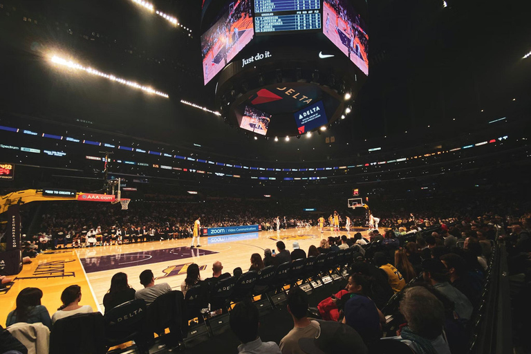 Los Angeles: Los Angeles Lakers Basketball Game Ticket Lower Sideline