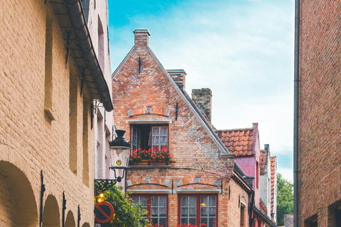 Bruges Unveiled: Exclusive Walking Adventure