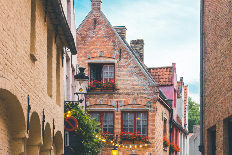 Bruges Unveiled: Exclusive Walking Adventure