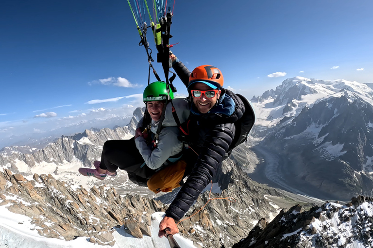Paragliding tandem Flight from Plan de l'Aiguille, Chamonix