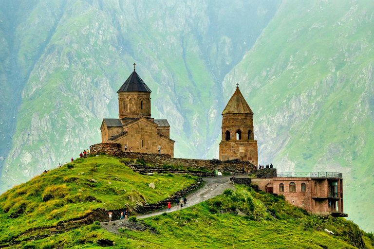 Kazbegi Day Tour from Tbilisi with Local Tastings