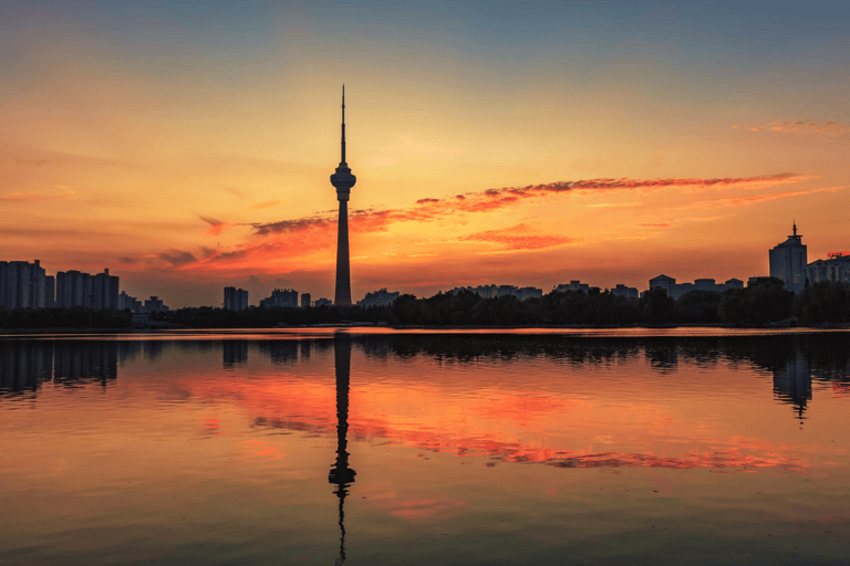 Peking: Central Radio &amp; TV Tower Observation Deck Biljett