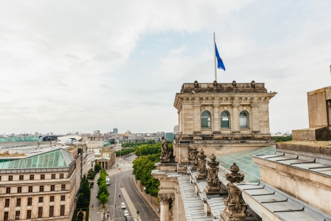 Berlijn: ontbijt op het dak bij Käfer in de Reichstagkoepel