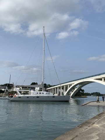 Visit Mini croisière sur maxi catamaran(Trinité-sur-mer/Belle-Ile) in Vannes