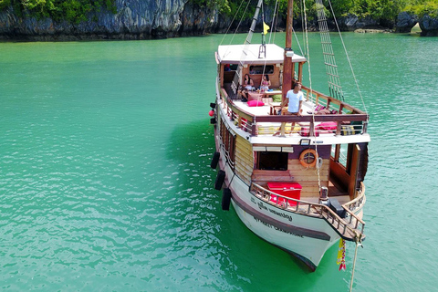 Khao Lak : Bateau traditionnel vers la baie de Phang Nga et l&#039;île de Hong