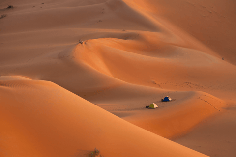 Muscat: Wahiba Sands Desert Sunset 4x4 Tour z kolacjąPrzyjazny dla grup