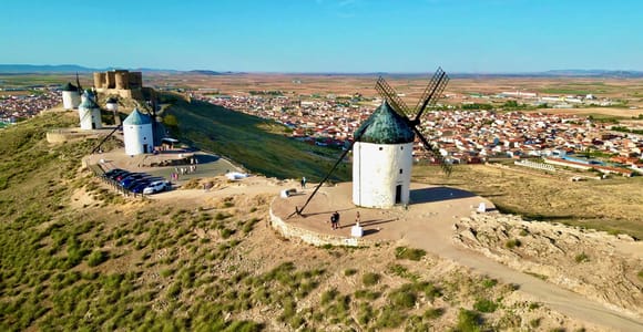 Von Madrid aus: Entdecke Toledo und die Mühlen von Don Quijote de la Mancha