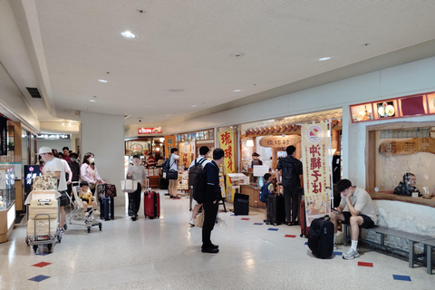 Naha: tour gastronomico all&#039;aeroporto per un inizio o un addio deliziosoNaha: tour gastronomico all&#039;aeroporto per iniziare o concludere il viaggio con gusto