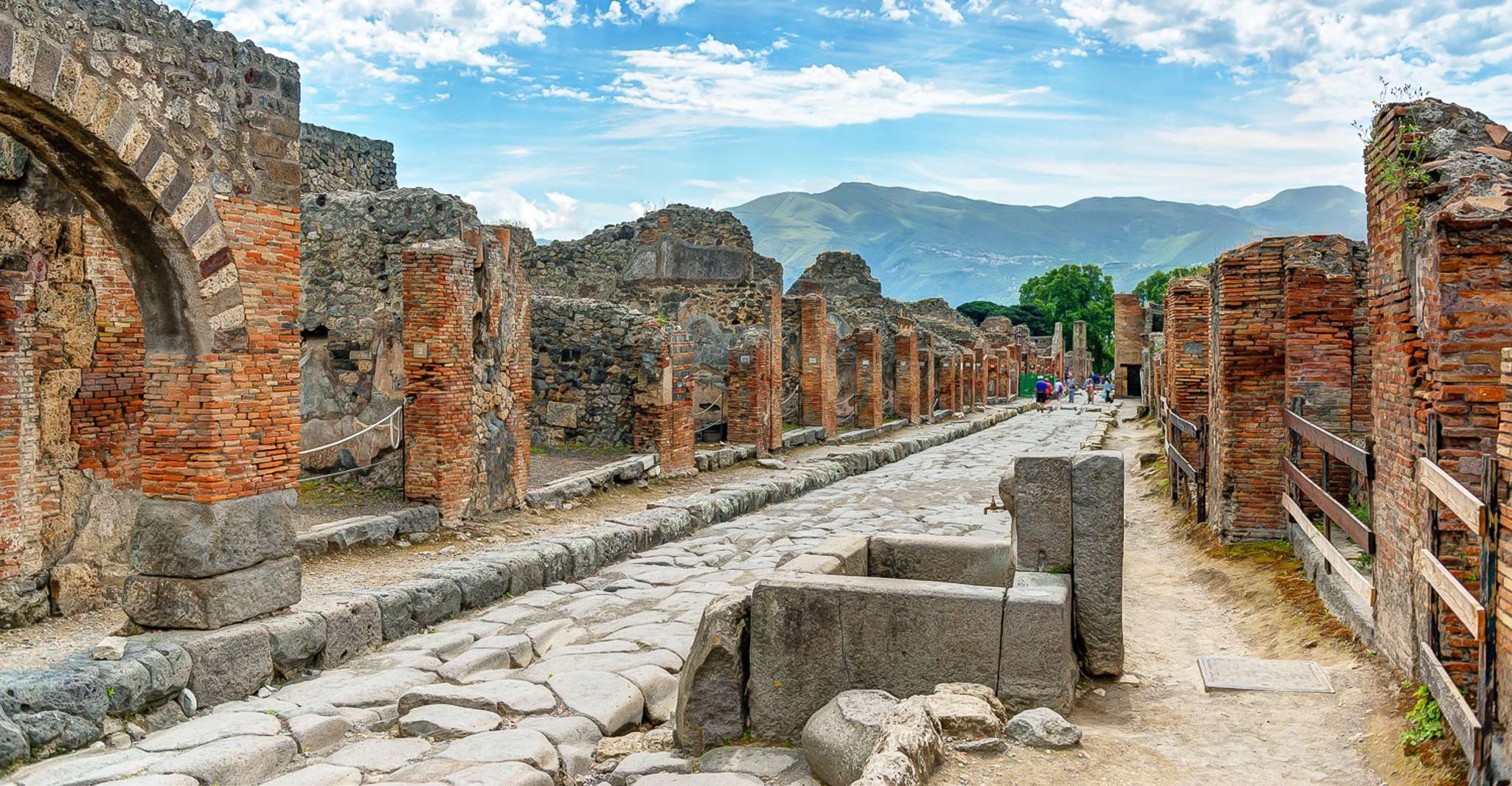 Visita de Roma, Costa Amalfitana y Pompeya a grupos pequeños - Hizvo