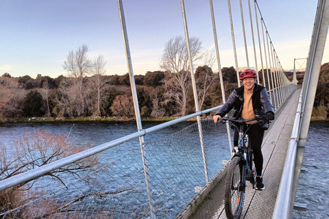 Wānaka: Gladstone Track and Wanaka Trails on Bike or eBike E-Bike and Shuttle Included