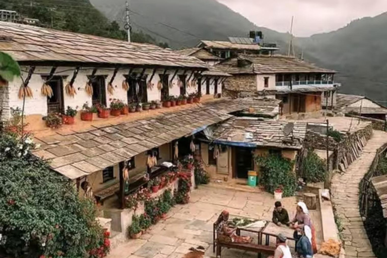 Pokhara: Easy Full Day Ghandruk Village Private Tour