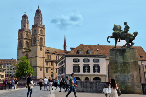 Visite des chutes du Rhin et visite guidée de la ville de Zurich