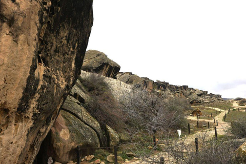 Gobustan, volcans de boue, temple du feu, visite de la montagne de feu