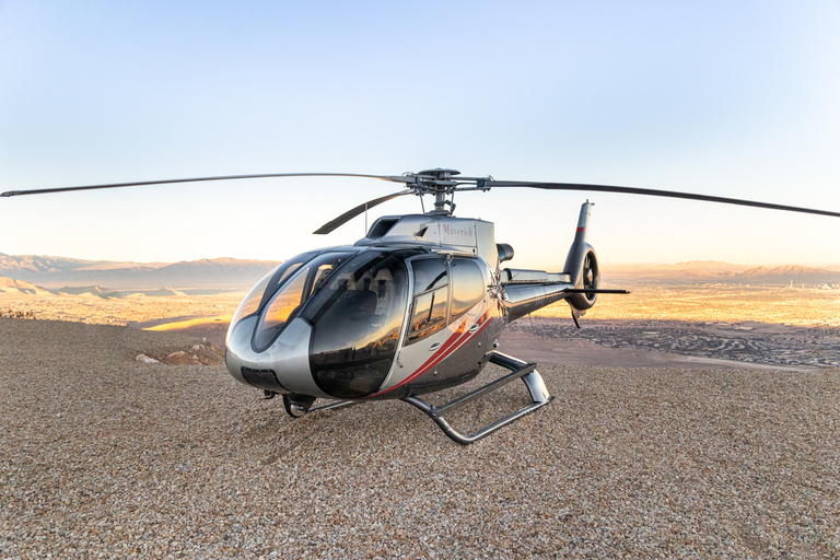 Las Vegas: Helicopter Flight over the Strip with Options