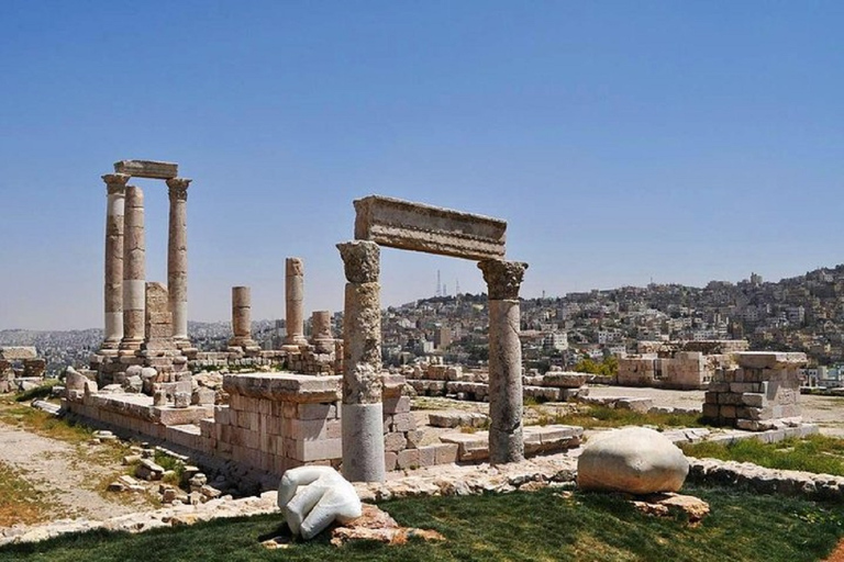 Amman Stadtrundfahrt und anschließend Ganztagesausflug zum Toten MeerAmman Stadtrundfahrt und Totes Meer Ganztagesausflug Minivan 7 pax