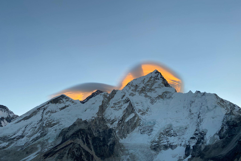 Helikopterflyg till Lukla enkel väg.