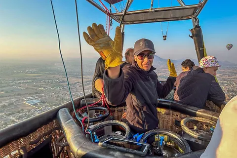 Au départ de CDMX : Vol en montgolfière à Teotihuacan et visites facultatives