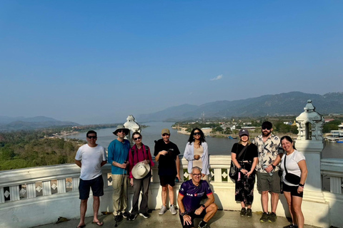 Chiang Rai:Guided Highlights Full-Day Tour-FREE LUNCH BUFFET Experience the Wonders of Chiang Rai with Free Thai Buffet