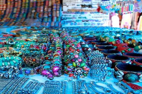 Delhi: oude en nieuwe Delhi, rondleiding van een hele of halve dagHaif-Day New Delhi Tour met auto, gids en chauffeur