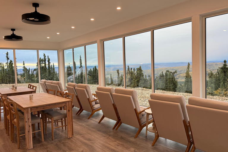 Fairbanks: Aurora Glass House Experience at Cleary Summit