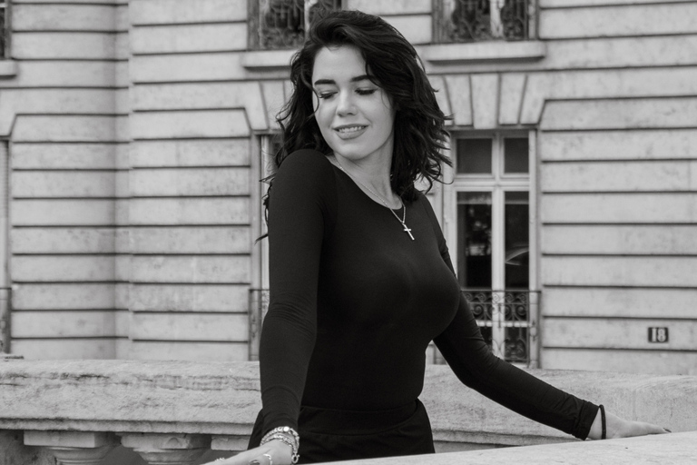 Paris: Private Photo Shoot in Two Locations Paris: Private Photo Shoot in Two Locations