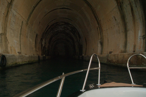 Kotor: Cueva Azul y Natación, Nuestra Señora de las Rocas, MamulaKotor: Cueva Azul , Nuestra Señora de las Rocas, tour en barco Mamula