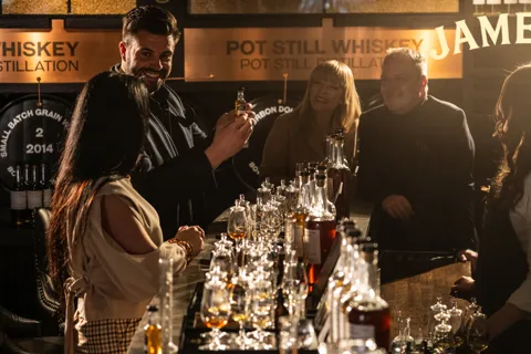 Corso di miscelazione del whisky della distilleria Jameson