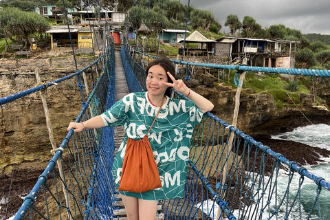 Yogyakarta: Private Scooter Tour with Driver