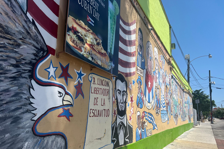 Miami: City Bus Tour-Descubre los Tesoros Ocultos de la Ciudad