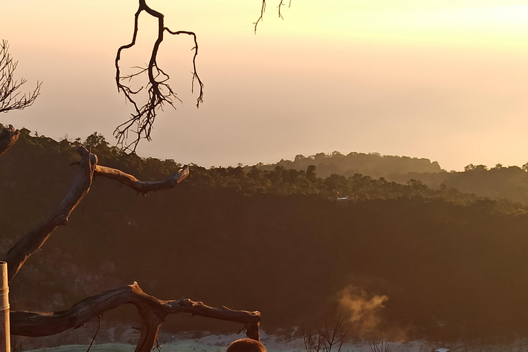 Vulcano, sorgenti calde, bagni di fango e tour del tè: tutto inclusoGiro aperto