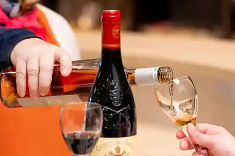 Discover Avignon combined with unique food & wine tasting