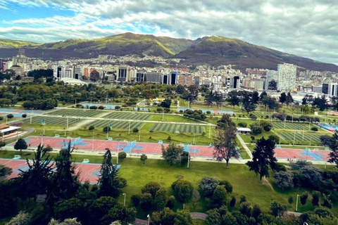 Quito: By bike, viewpoint, markets, parks, Basilica del Voto Nacional Quito: Cycling, viewpoints, markets, parks, National Vow Basilica