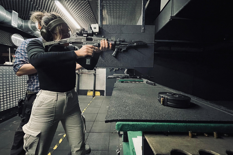 Budapest: Hollywood Gun Range Shooting Paket