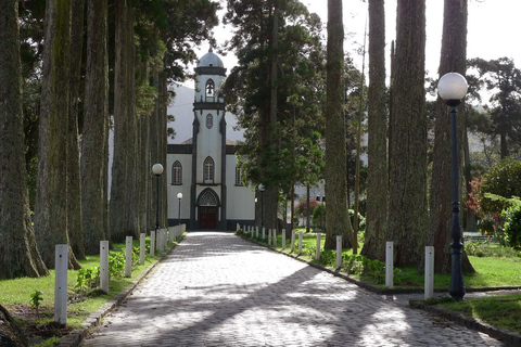 Azoren: Private Tour Sete Cidades Green &amp; Blue LakesAzoren: Private Tour Sete Cidades Grüne &amp; Blaue Seen