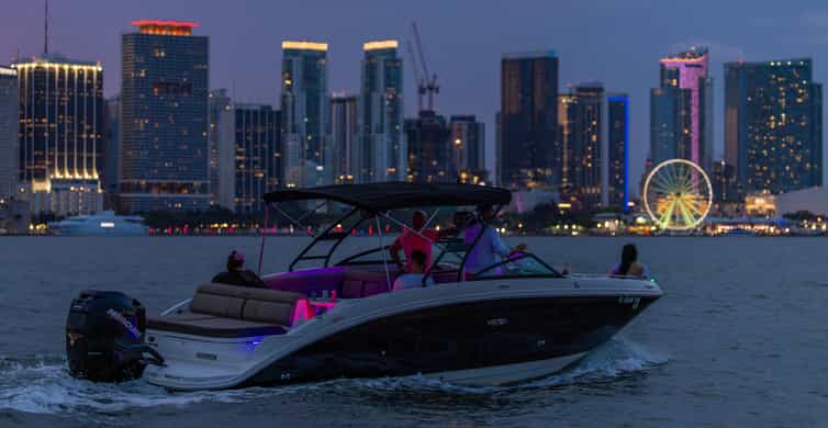 Miami: Private Boat Charter Guided and Tailored Experience photo 12